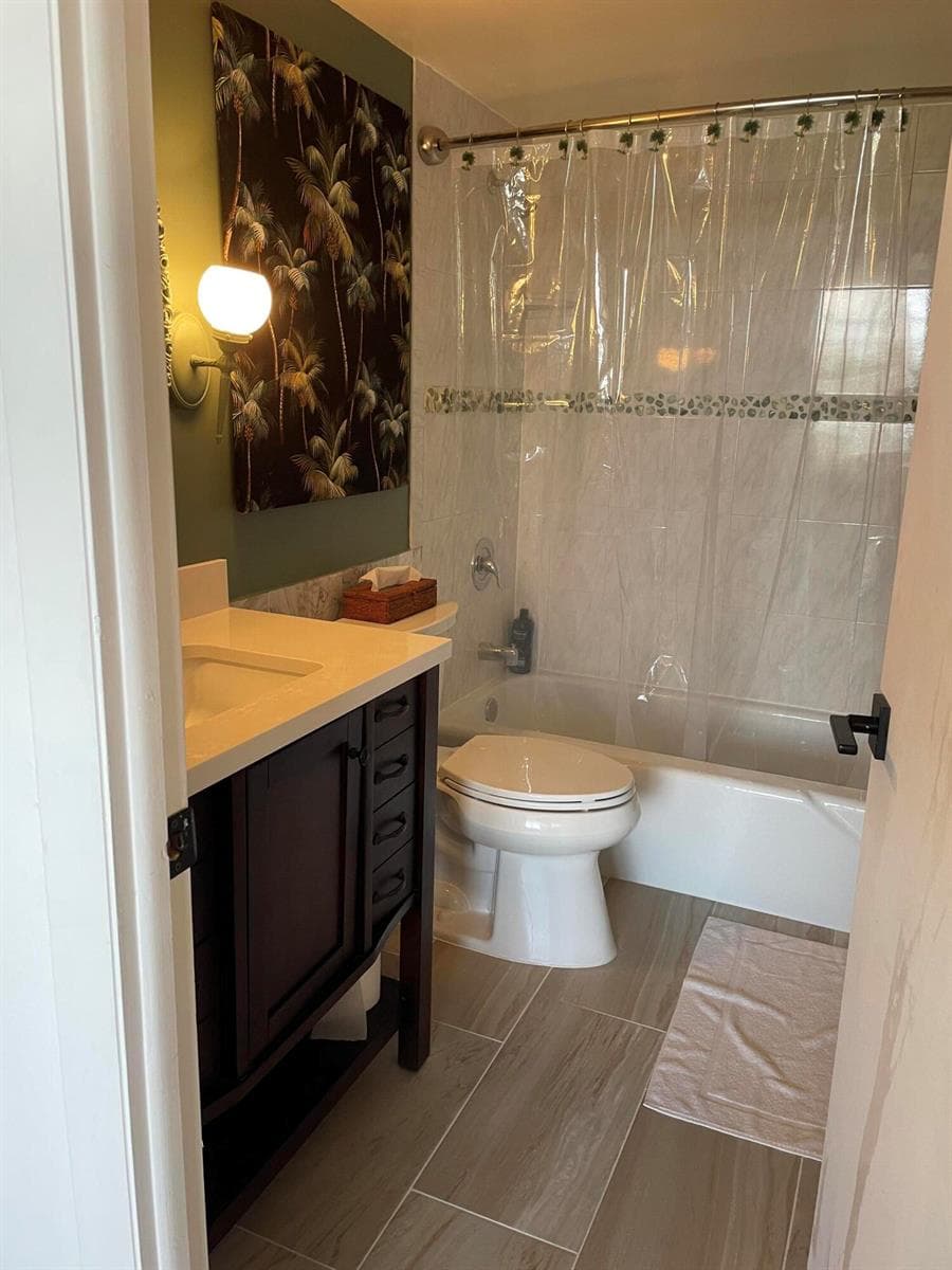 2121 N Ocean Boulevard 1204e photo 15