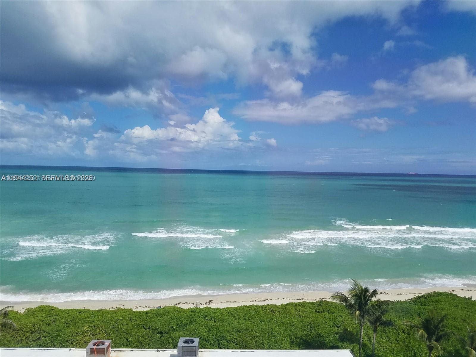 5401 SE Collins Ave 1412 photo 9