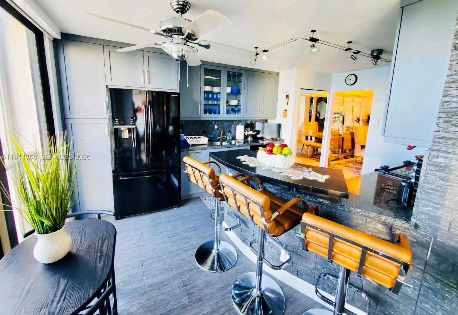 1905 N Ocean Blvd 8E photo 7