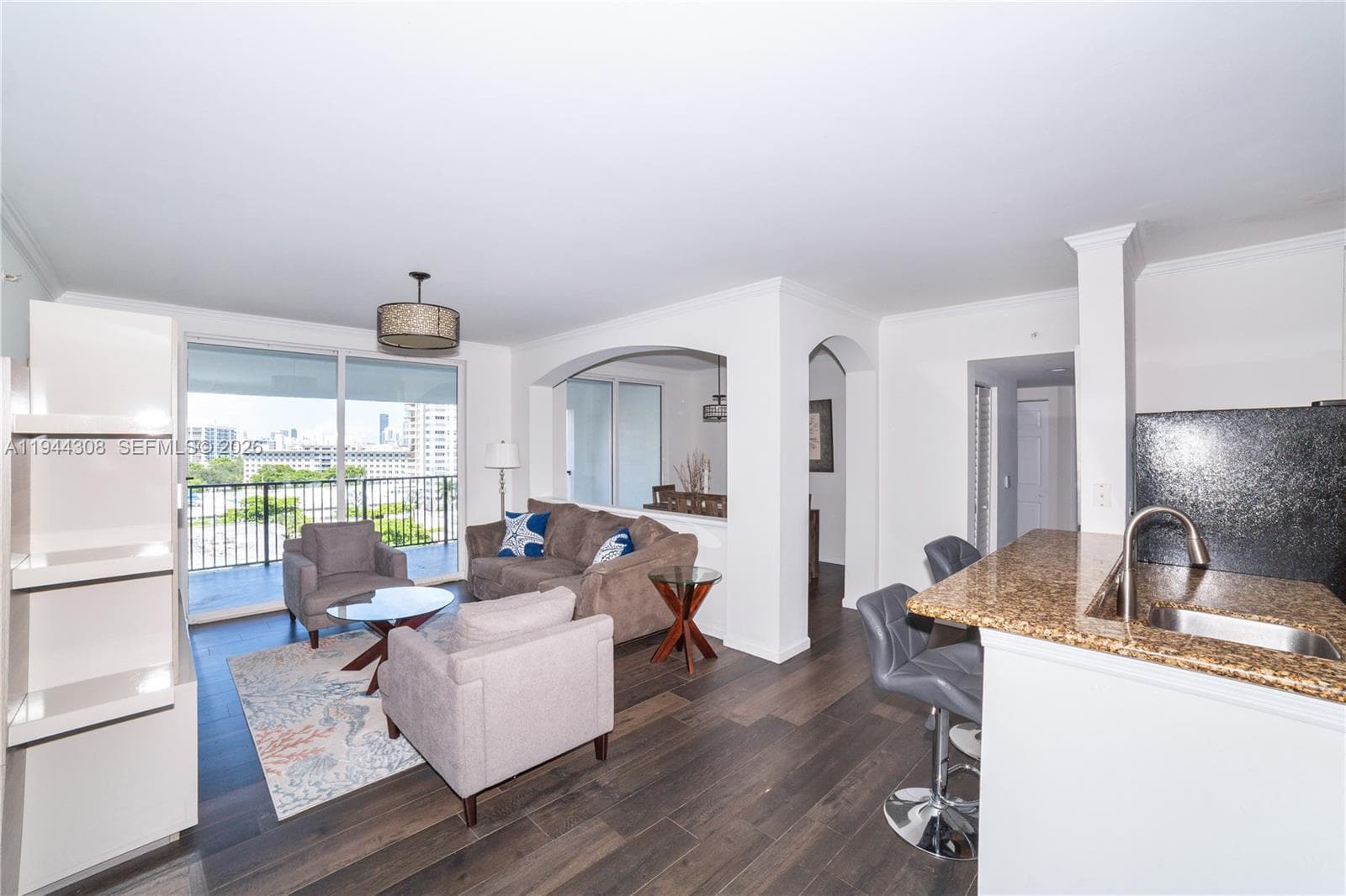 17150 Bay Rd 2914 photo 2