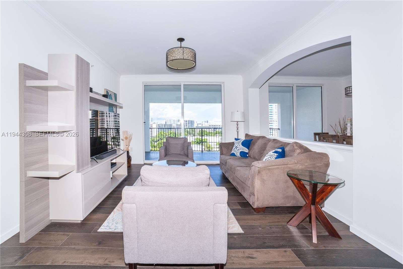 17150 Bay Rd 2914 photo 3