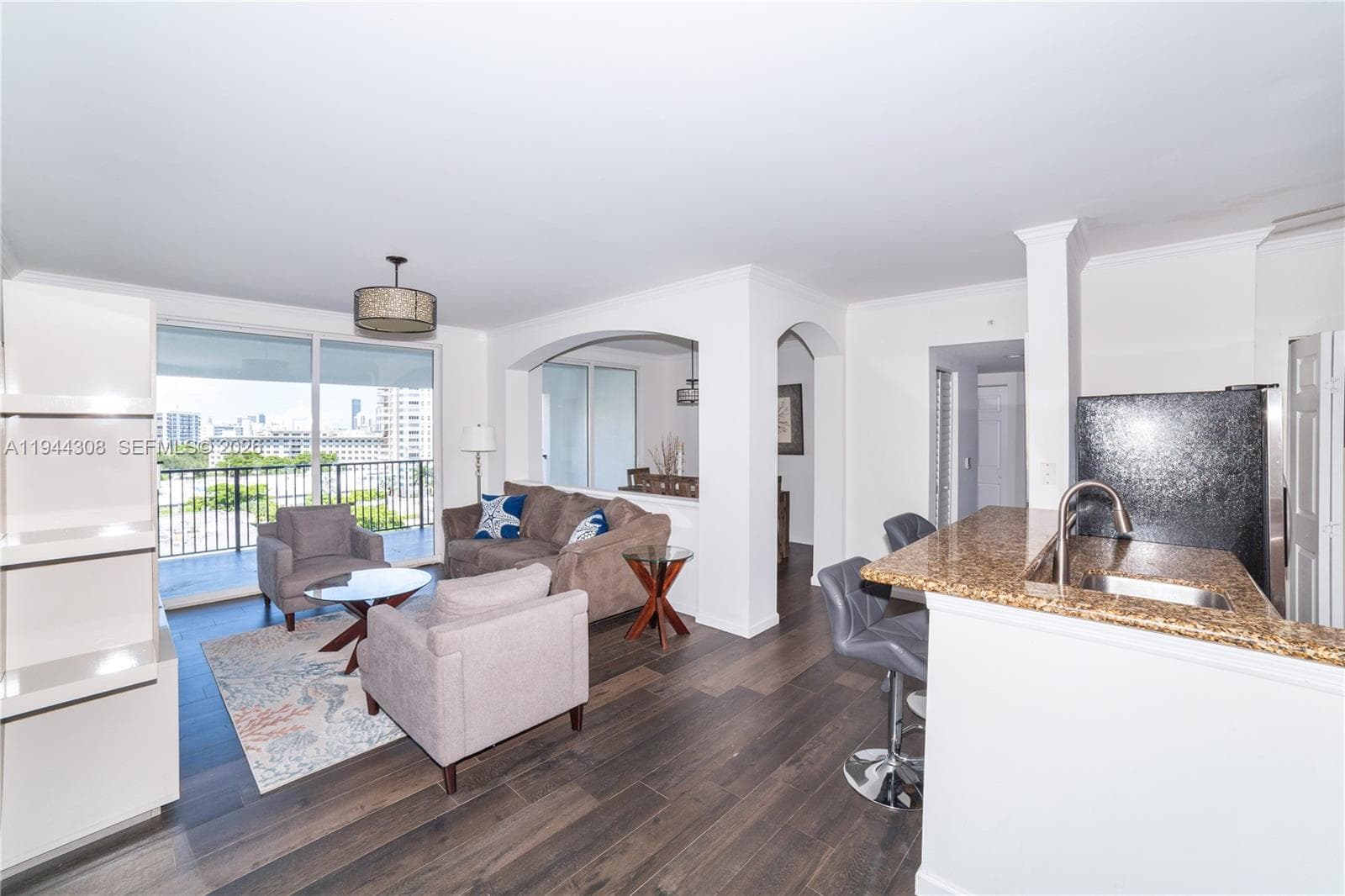17150 Bay Rd 2914 photo 1