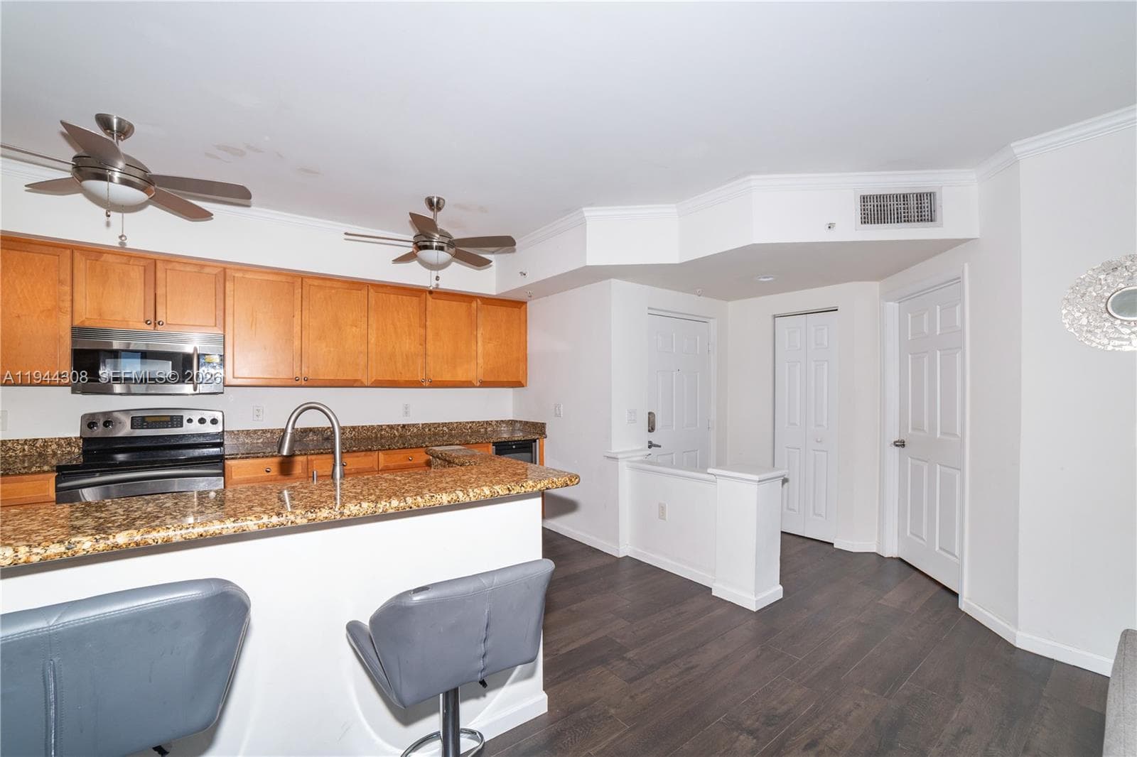 17150 Bay Rd 2914 photo 14