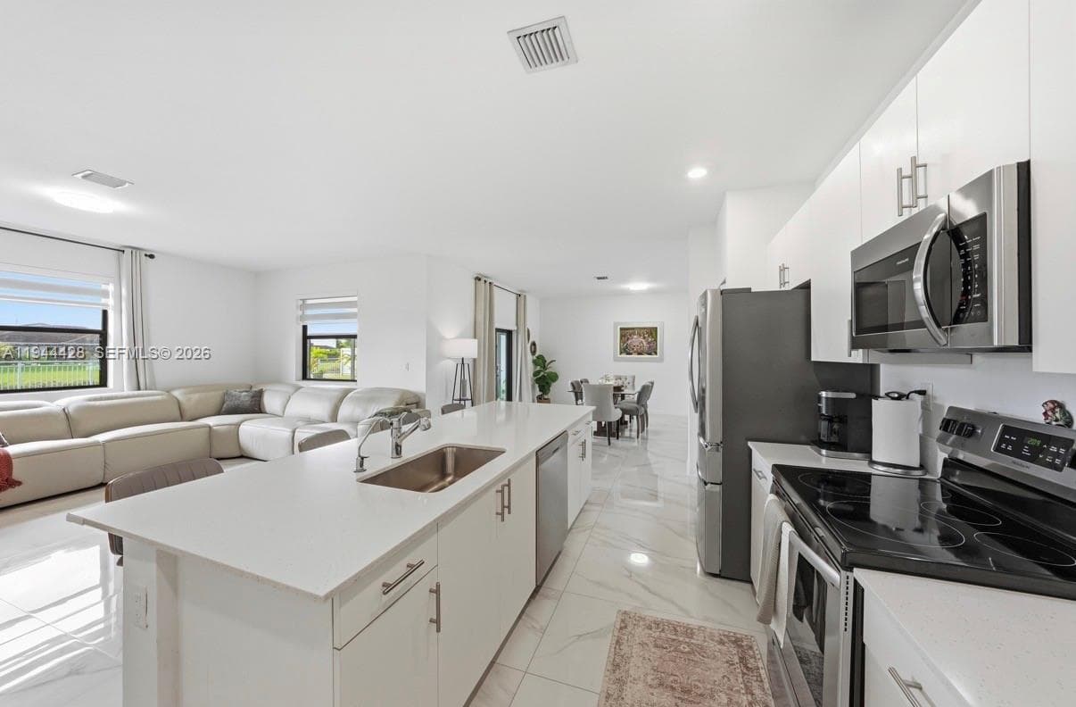 19080 SW 133RD CT photo 5