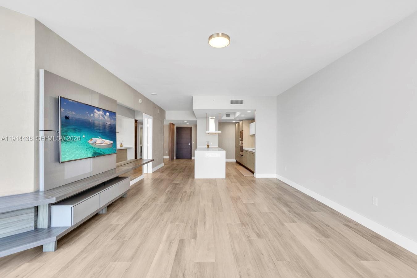17301 Biscayne Blvd 1106 photo 4