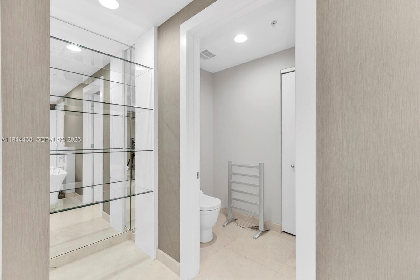 17301 Biscayne Blvd 1106 photo 25