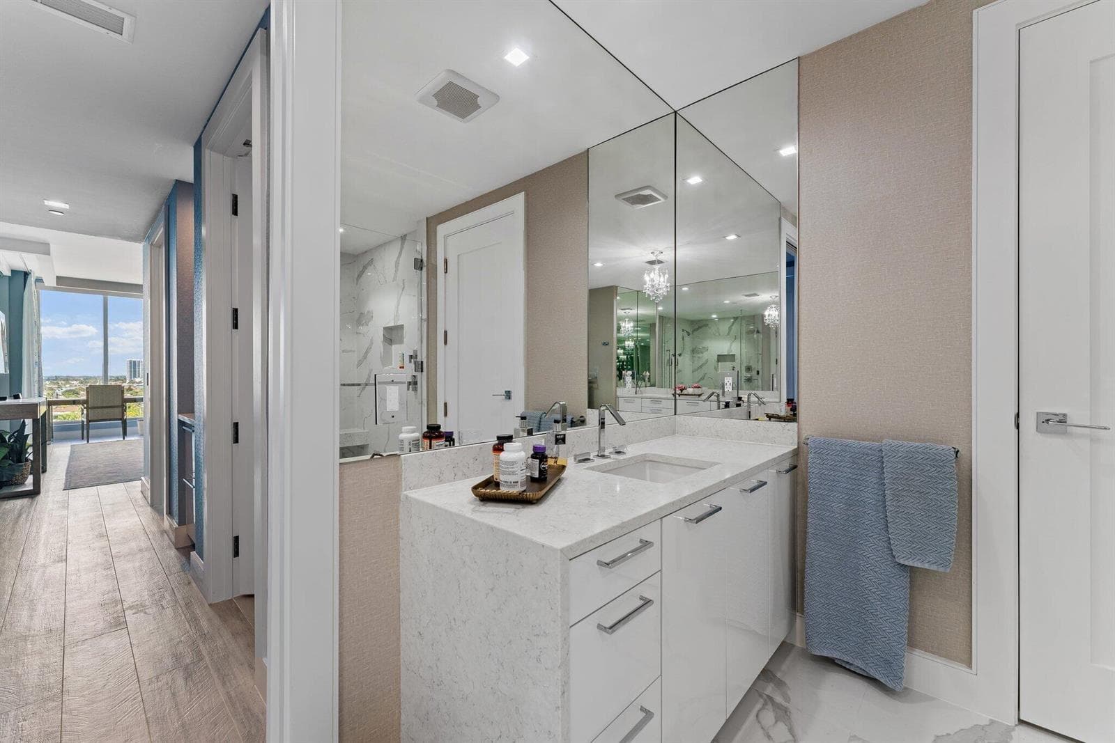 3730 N Ocean Drive 9d photo 17