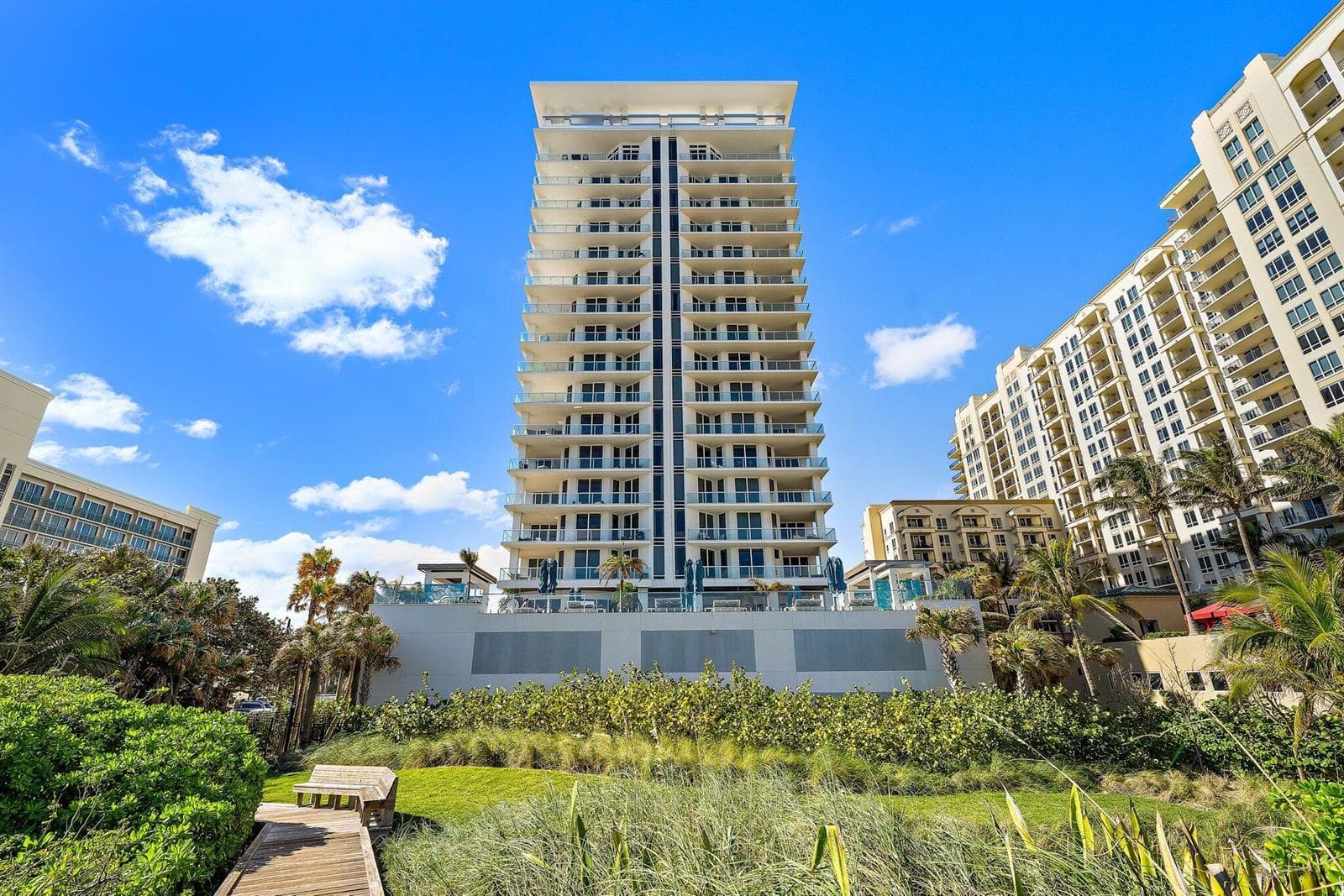3730 N Ocean Drive 9d photo 1