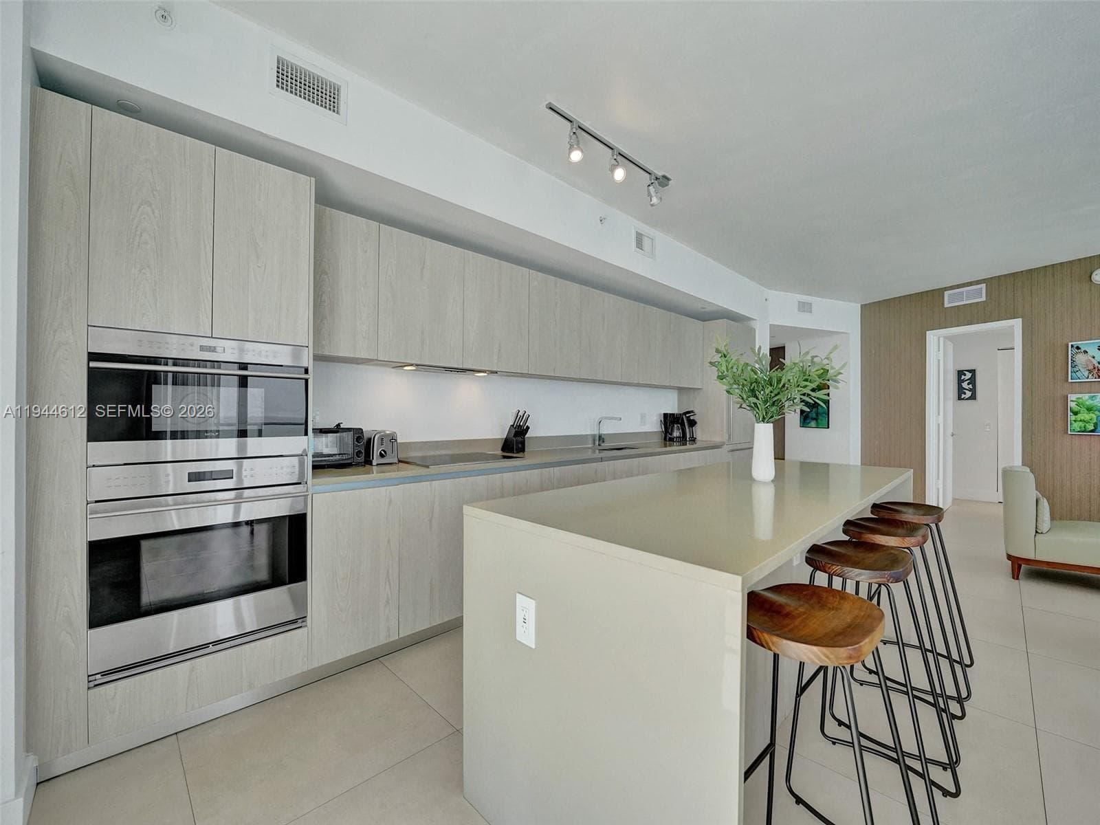 4111 S Ocean Dr 1201 photo 3