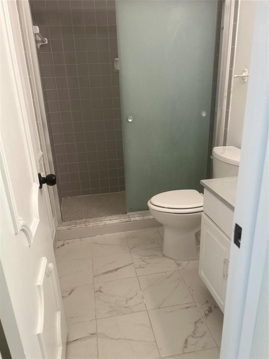 175 SE Saint Lucie Boulevard E134 photo 14