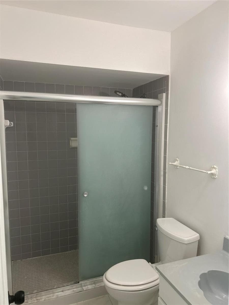 175 SE Saint Lucie Boulevard E134 photo 15