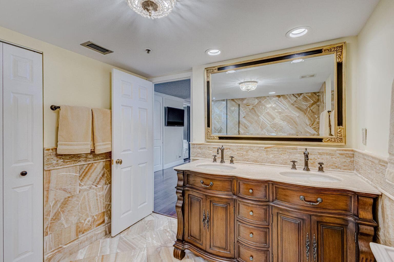 5280 N Ocean Drive 12- B photo 15