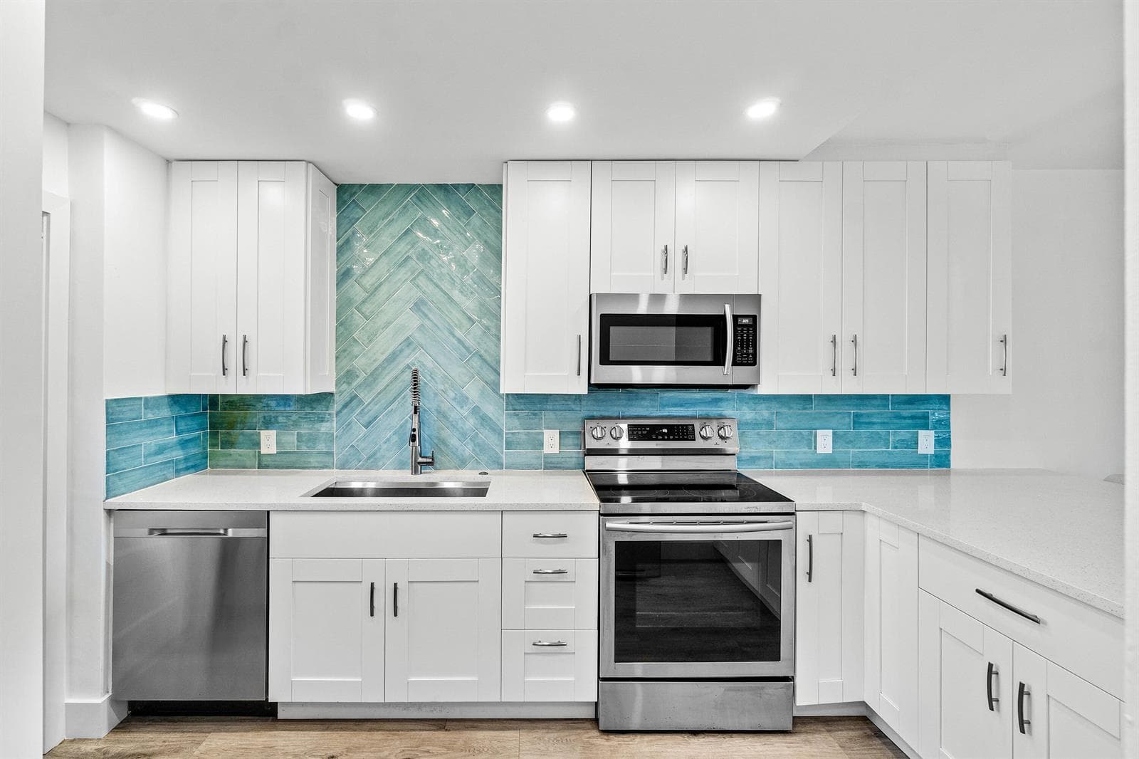 698 NE Spanish River Boulevard 0140 photo 1