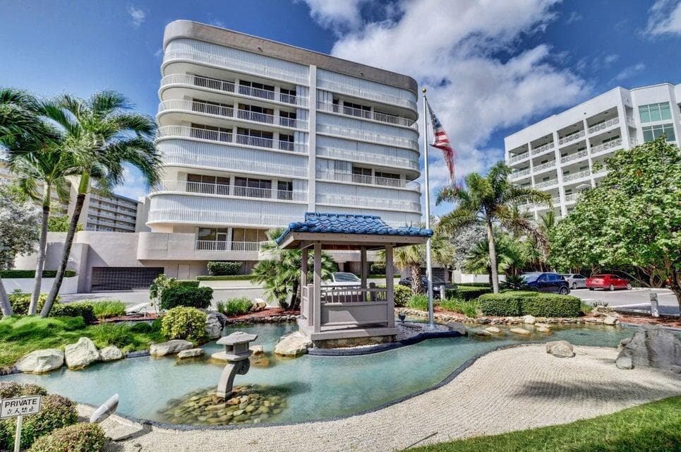 3210 S Ocean Boulevard 704 photo 2