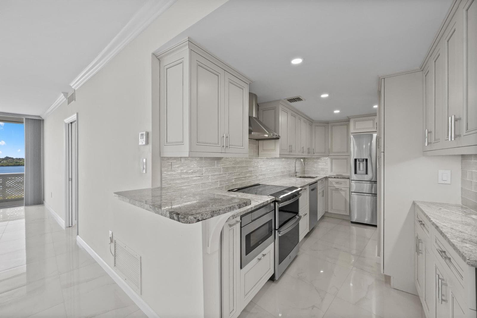 2760 S Ocean Boulevard 517 photo 2