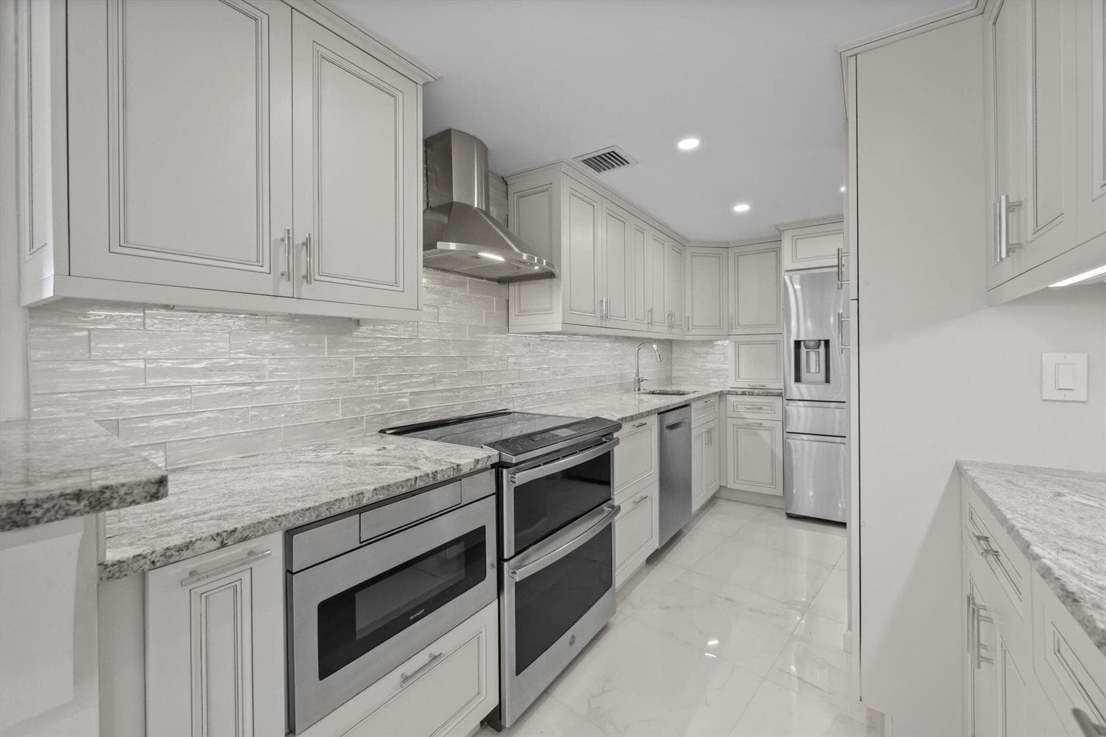 2760 S Ocean Boulevard 517 photo 4
