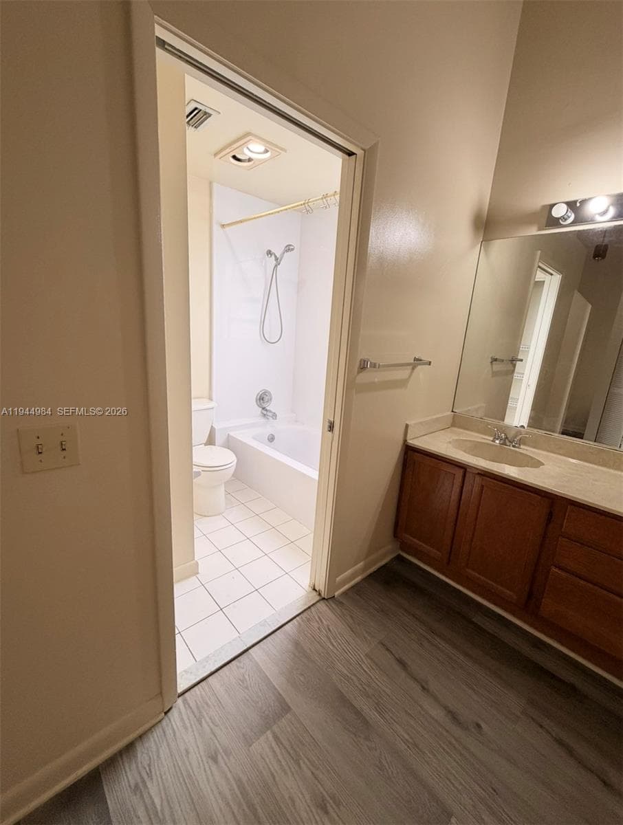 13785 Bottlebrush Court Ct A photo 18