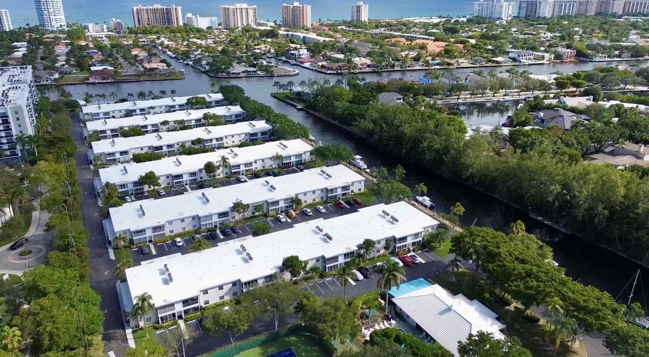 6521 Bay Club Drive 1 photo 22