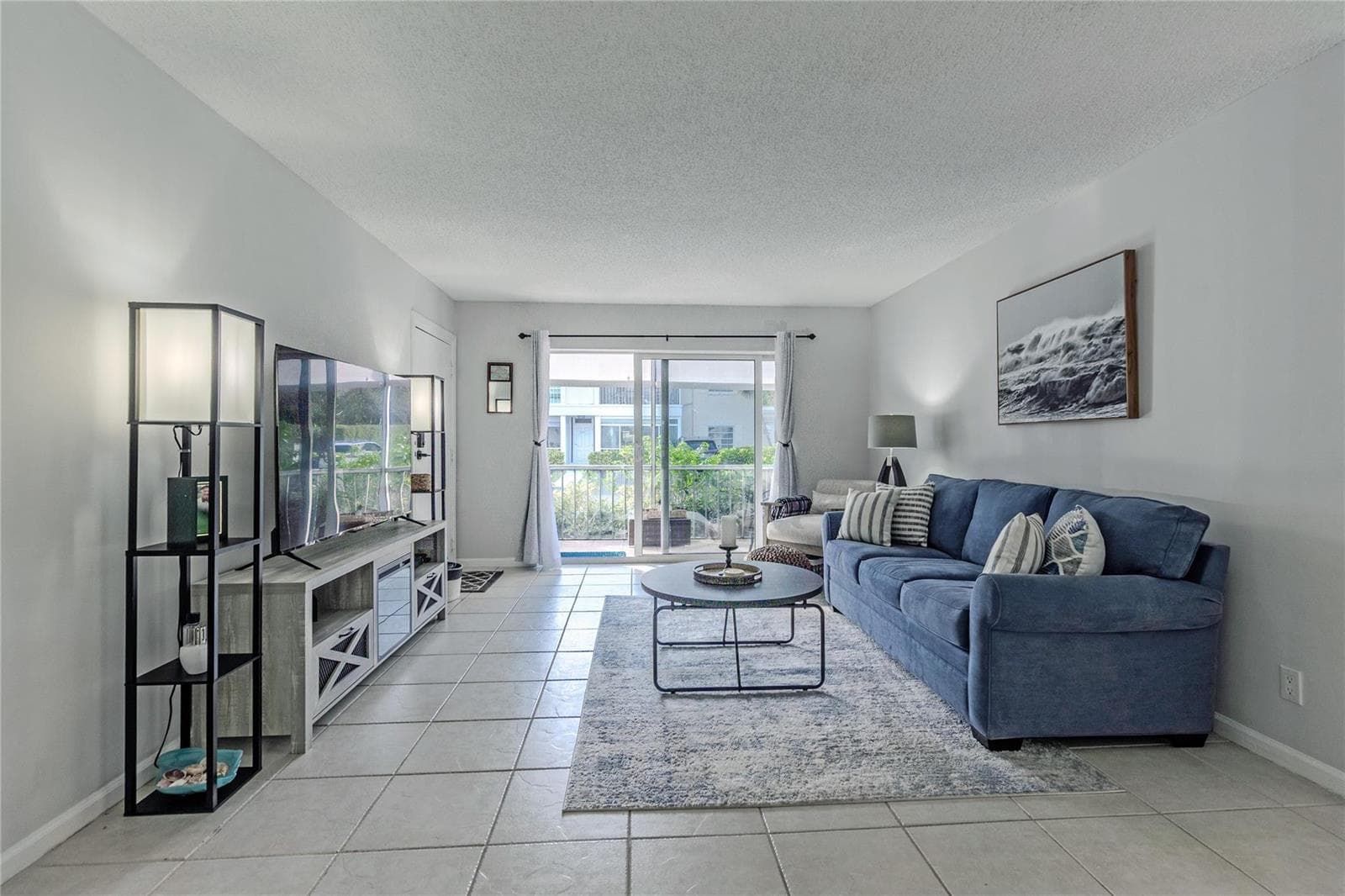 6521 Bay Club Drive 1 photo 5
