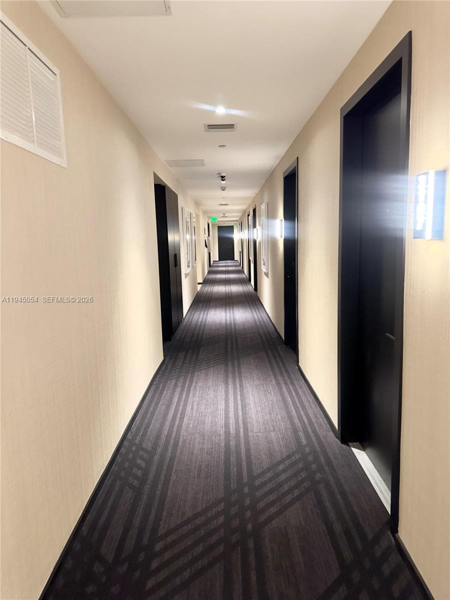 398 5th St 2114 photo 19