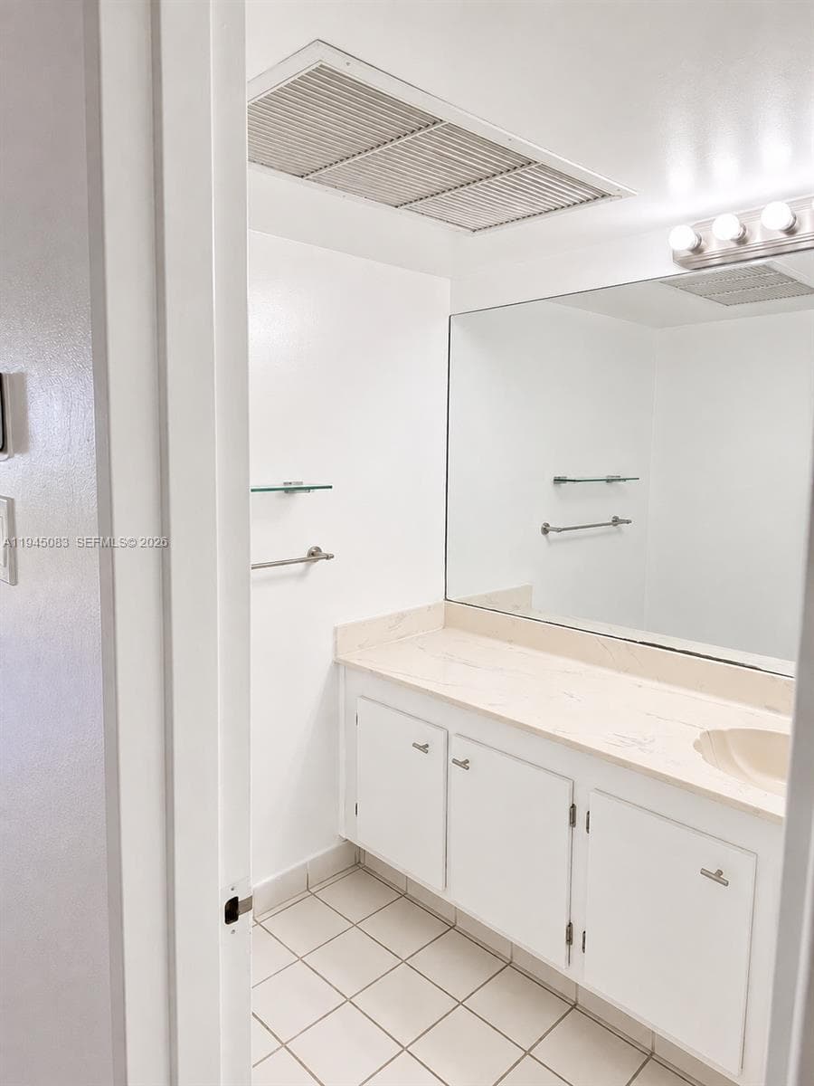 1650 NE 115th St 505 photo 12