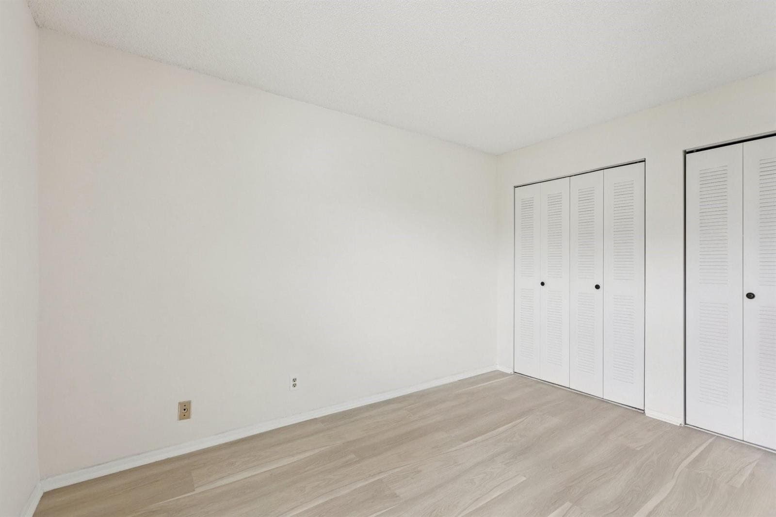 8330 Sands Point Boulevard 304n photo 8