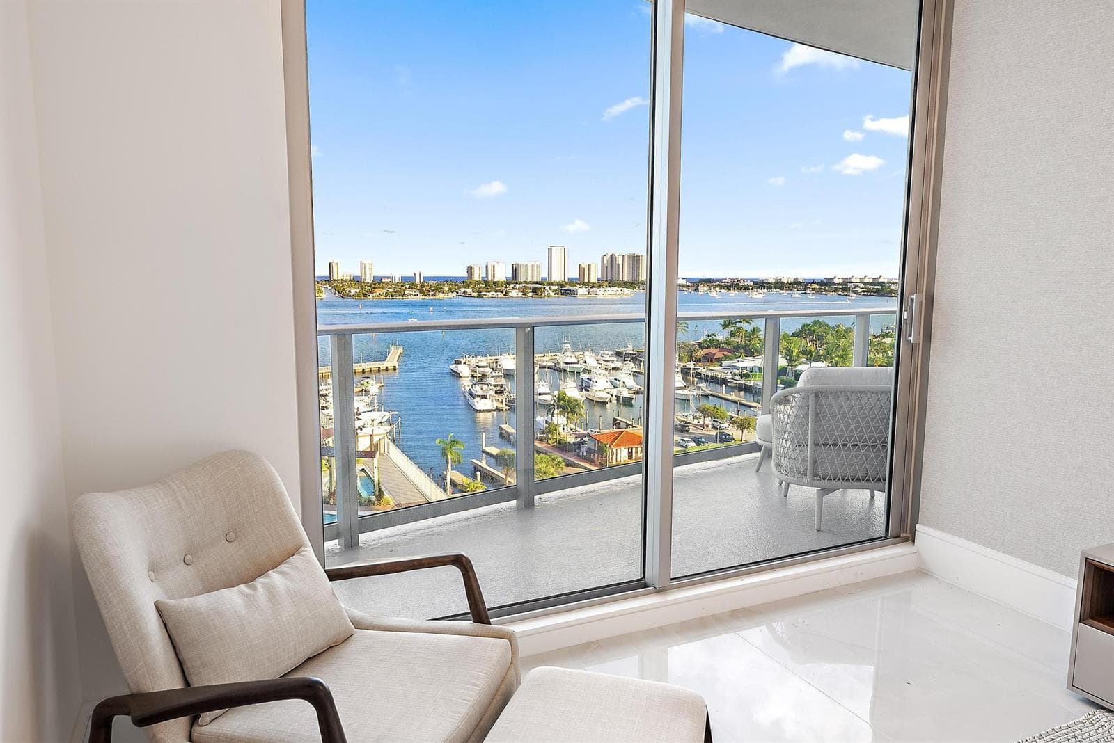 220 Lake Shore Drive 1008 photo 13