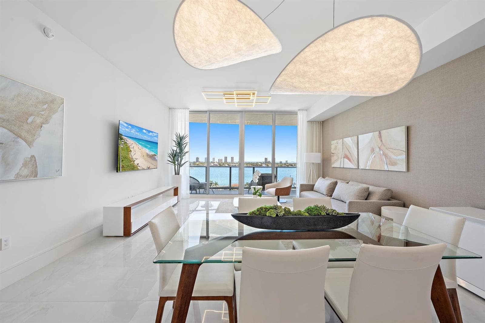 220 Lake Shore Drive 1008 photo 7