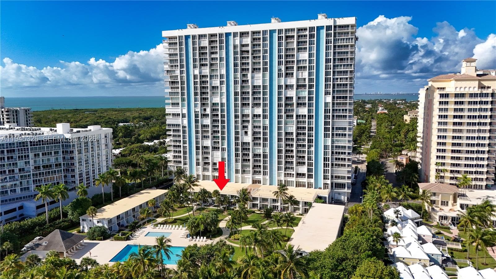 881 Ocean Dr TH15 photo 3
