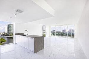 400 Sunny Isles Boulevard 1022 photo 16