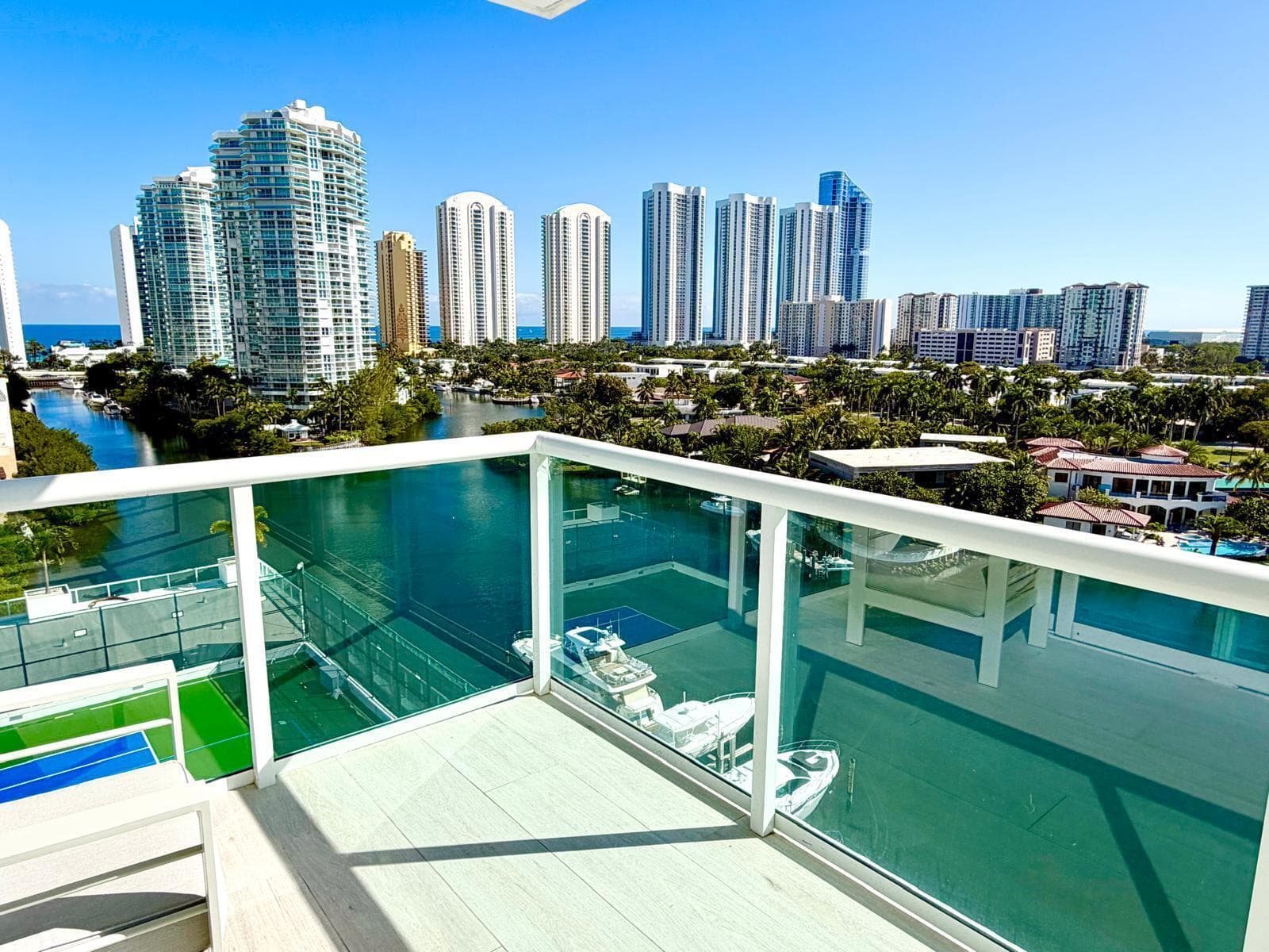 400 Sunny Isles Boulevard 1022 photo 1