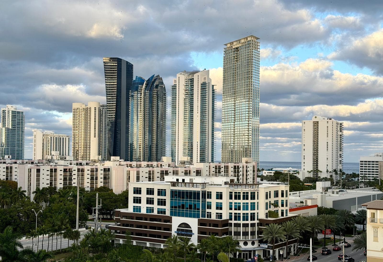400 Sunny Isles Boulevard 1022 photo 8