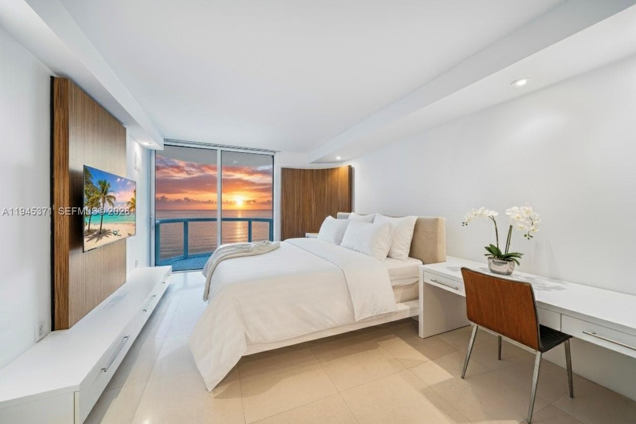 6365 Collins Ave 2901 photo 4