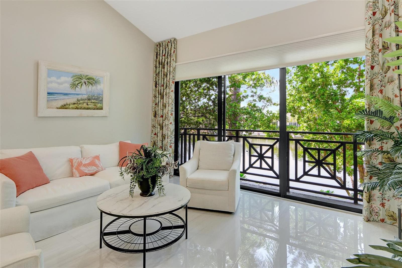 1575 S Ocean Lane 279 photo 14