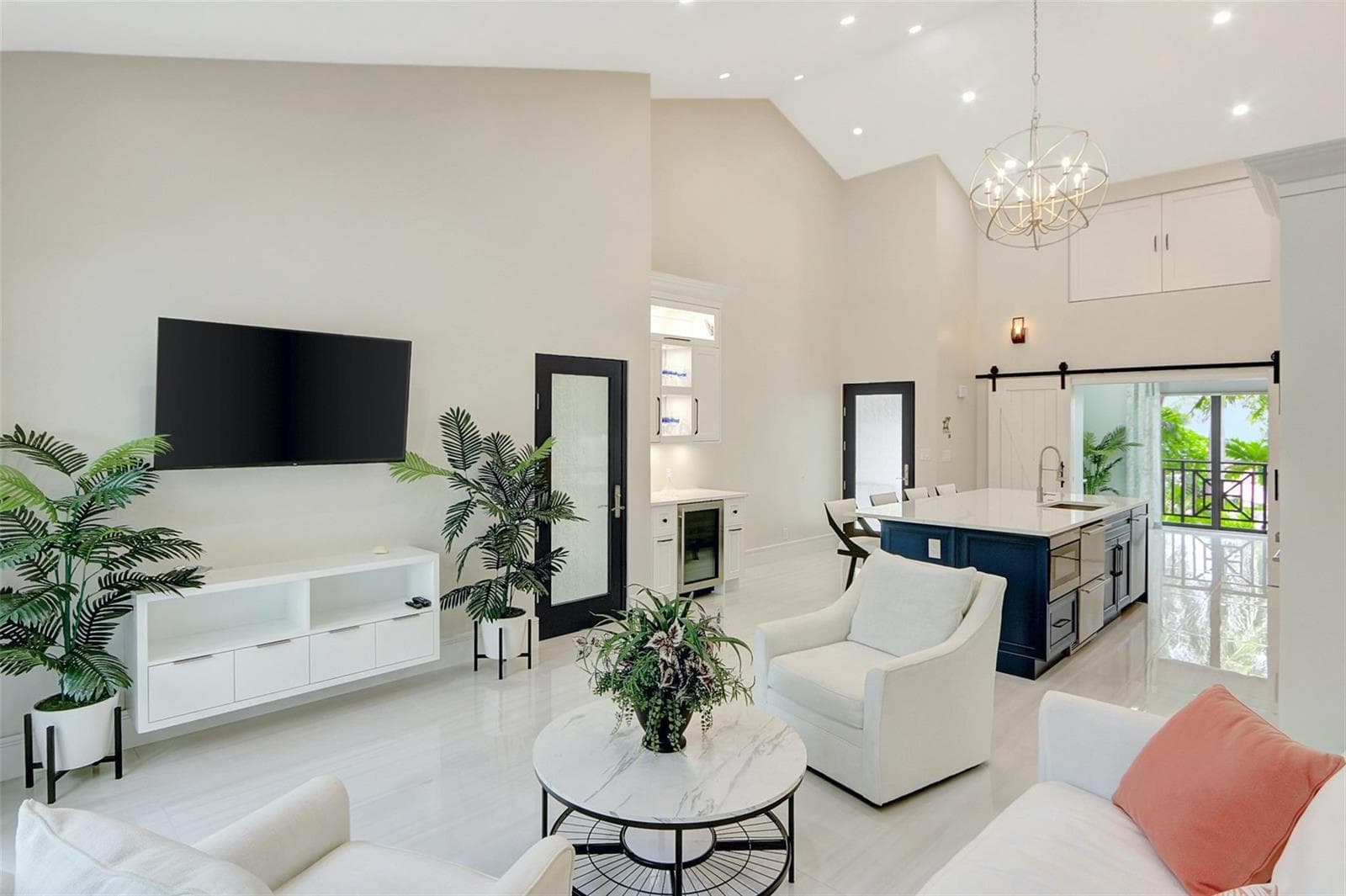 1575 S Ocean Lane 279 photo 15
