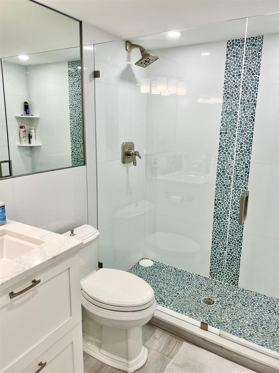 1556 S Ocean Lane 103 photo 15