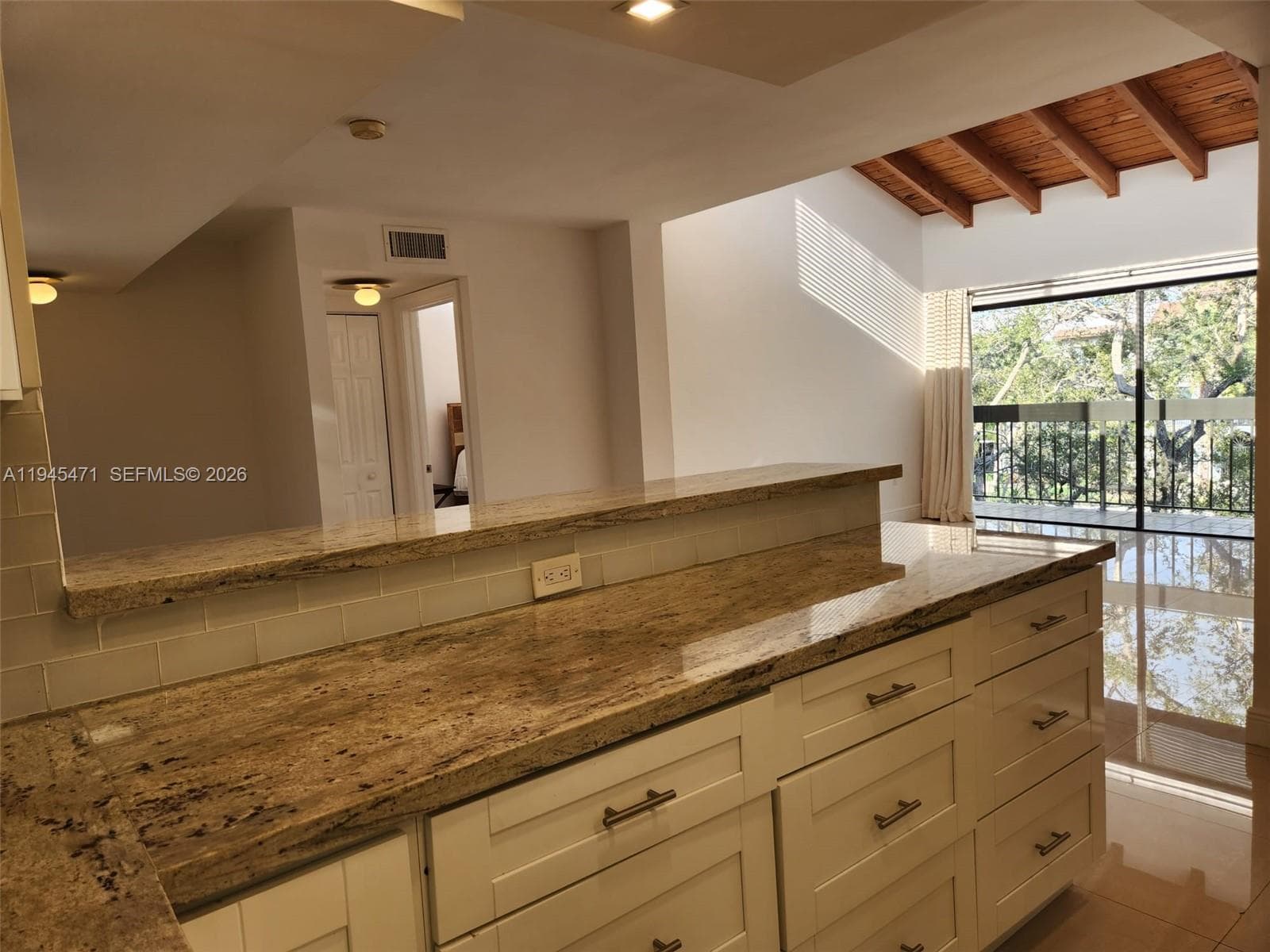 5201 Orduna Dr 14 photo 18