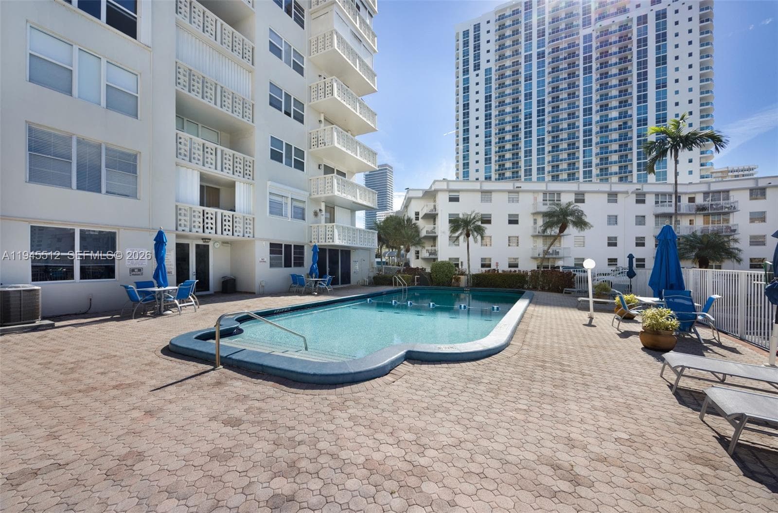 1893 S Ocean Dr 810 photo 23