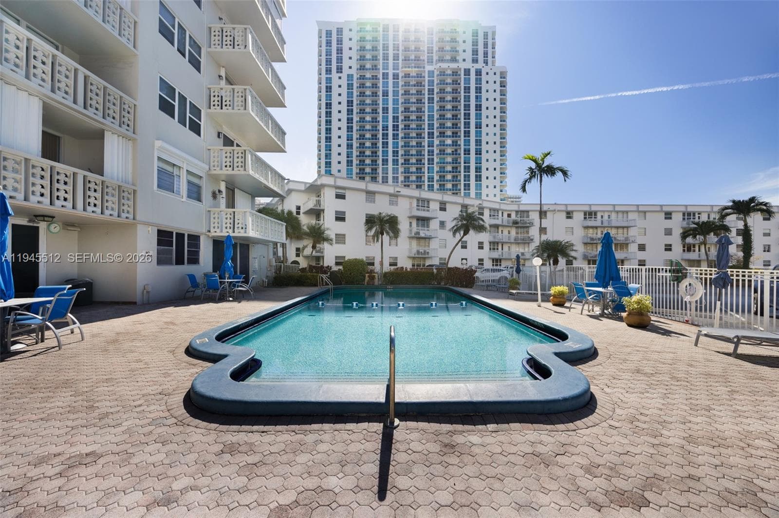 1893 S Ocean Dr 810 photo 22