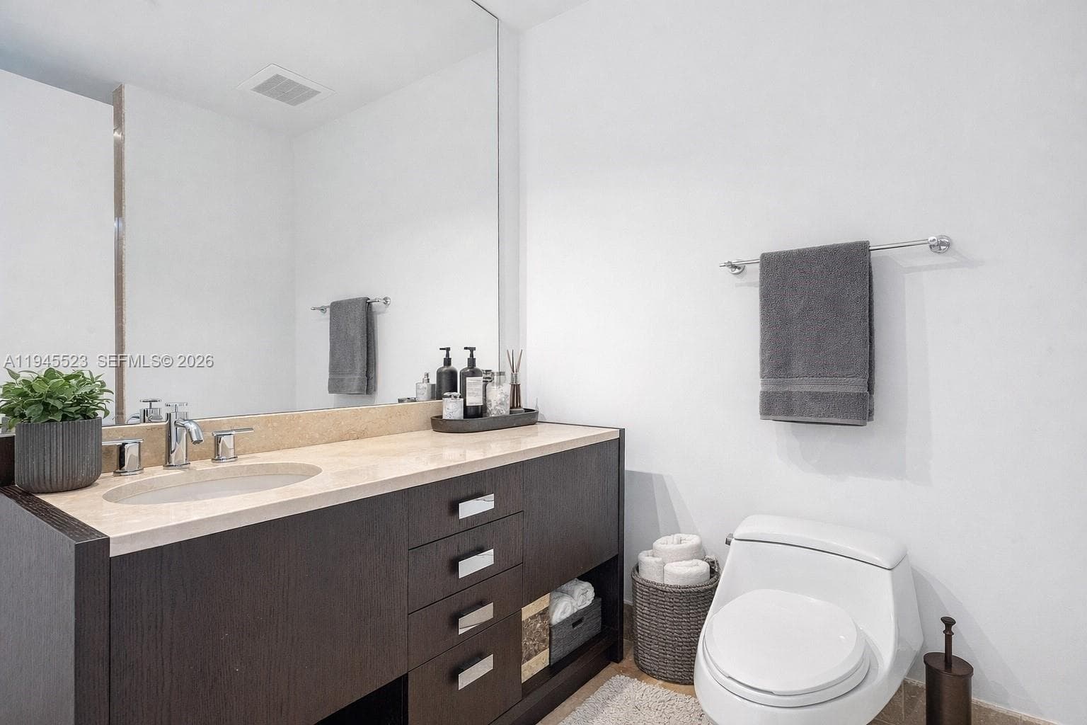 18201 Collins Ave 4404 photo 13