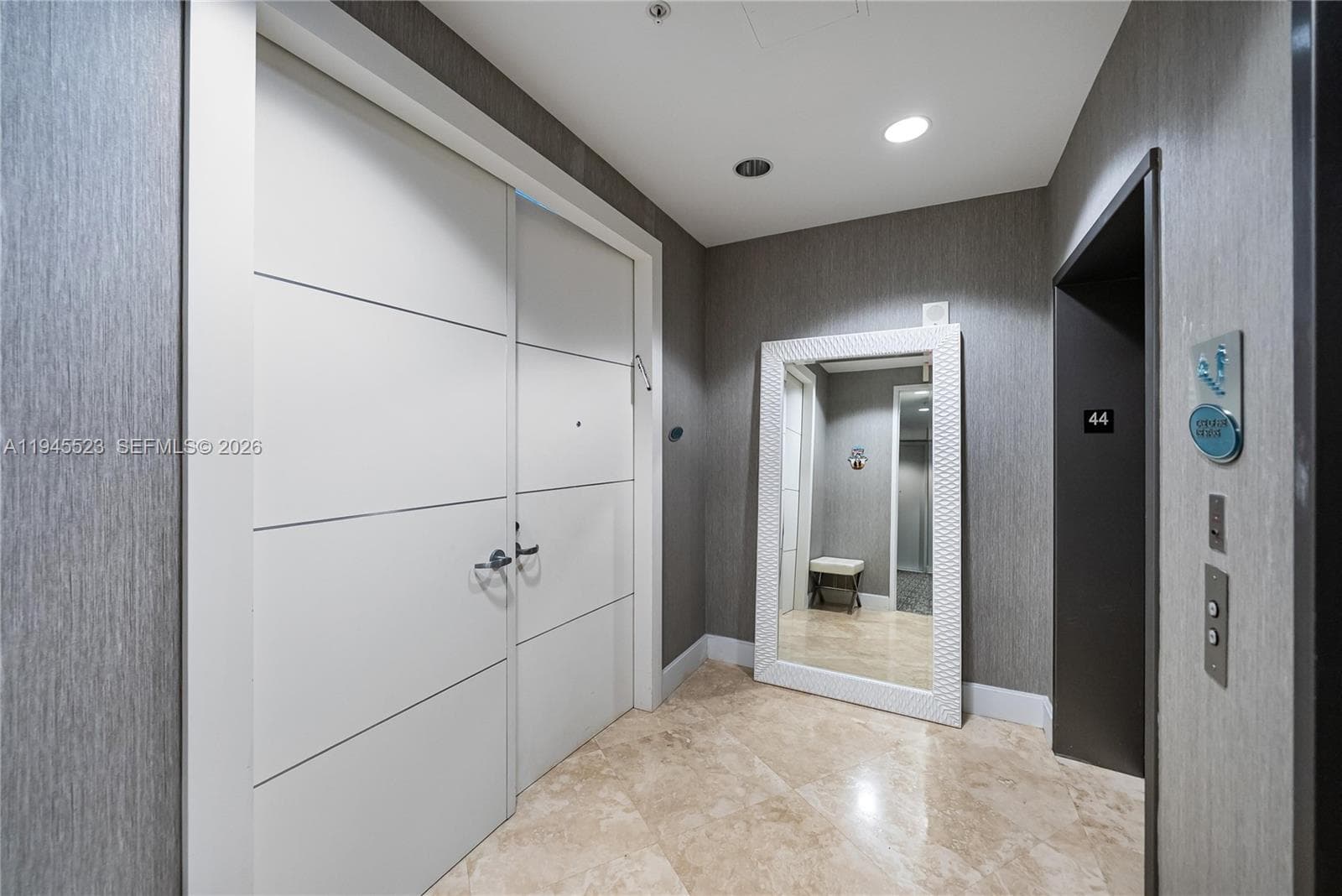 18201 Collins Ave 4404 photo 22