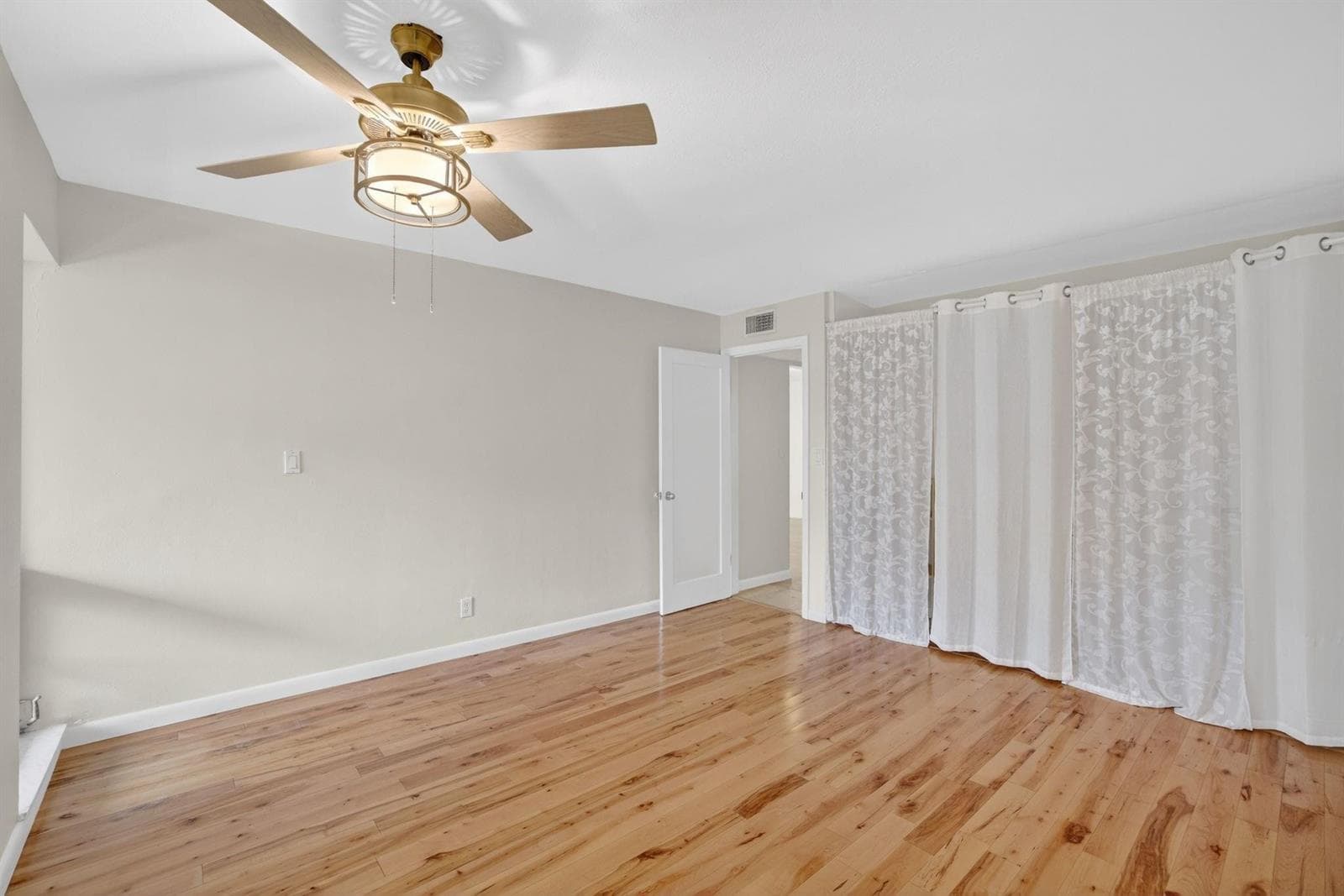 1700 SE 15th Street 308 photo 4