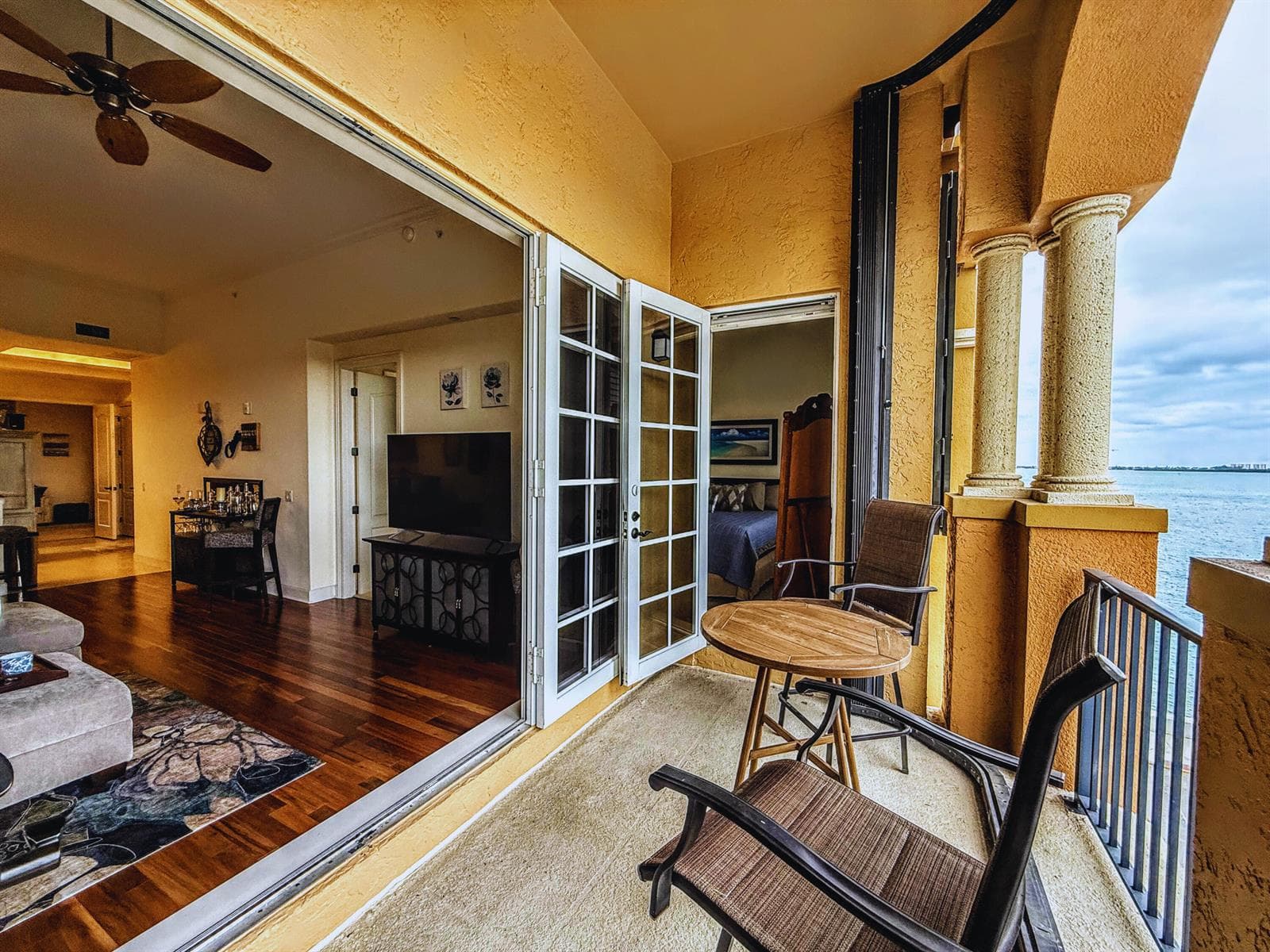 20 Orange Avenue 9 photo 23