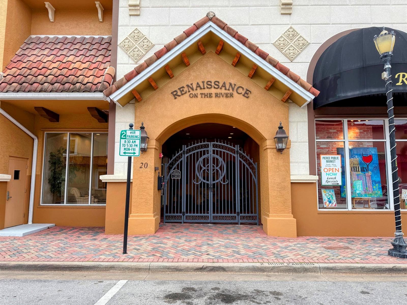 20 Orange Avenue 9 photo 5