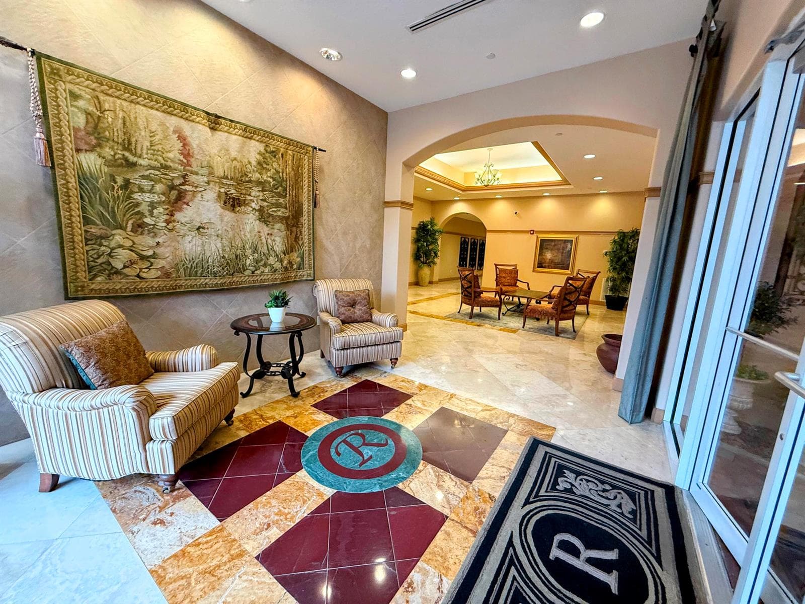 20 Orange Avenue 9 photo 10