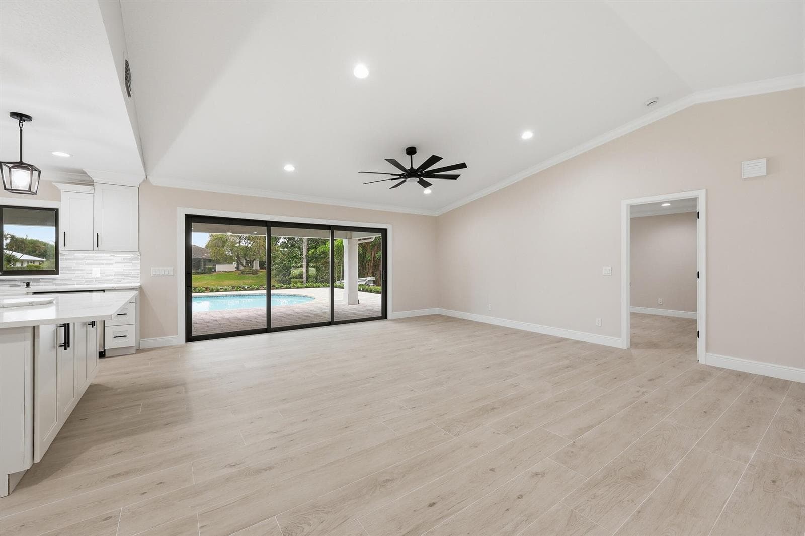 1489 SW Pine Tree Lane photo 24