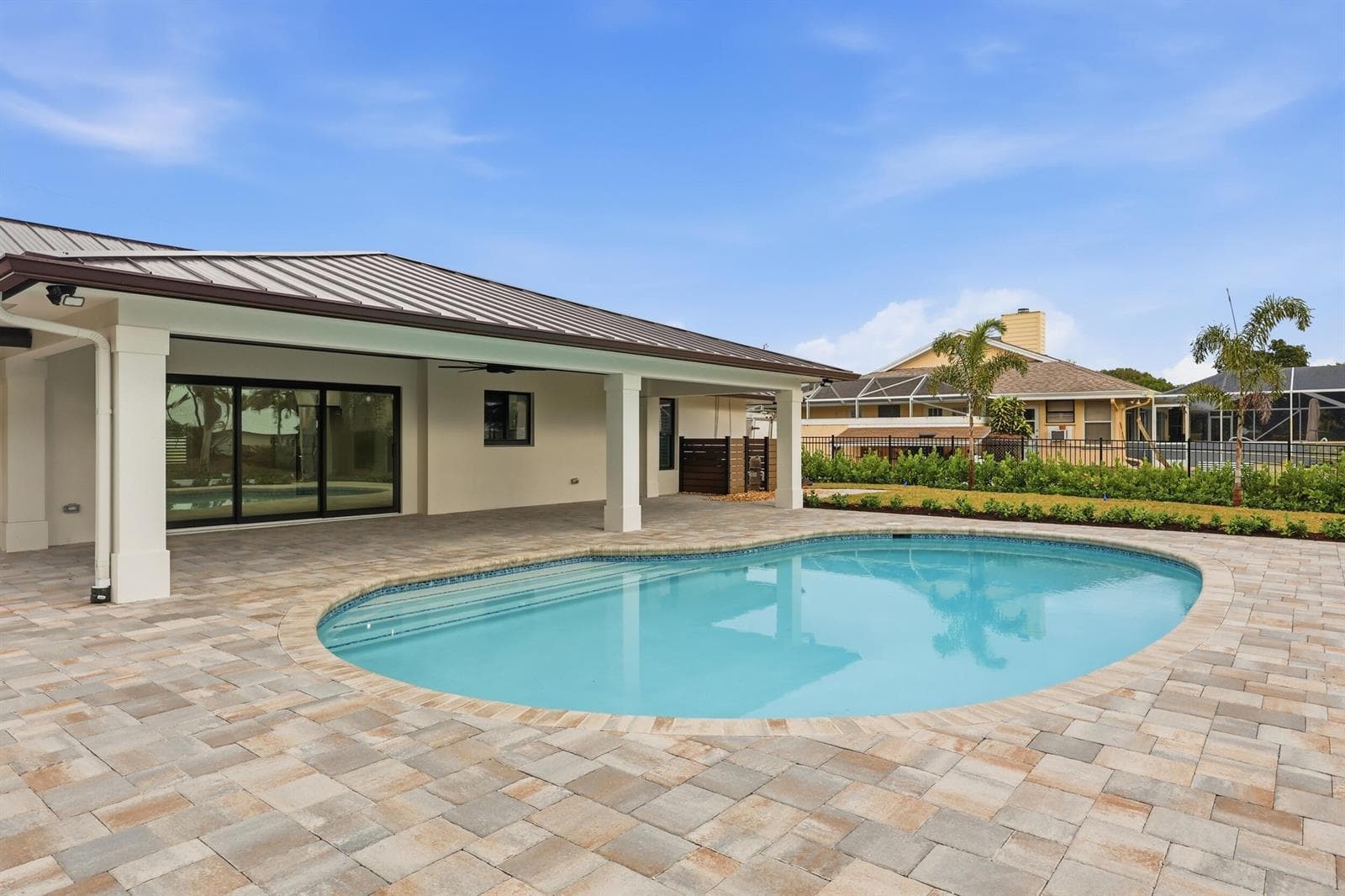 1489 SW Pine Tree Lane photo 8