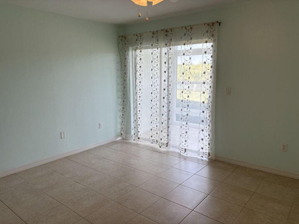 2800 Indian River Boulevard 1 photo 10