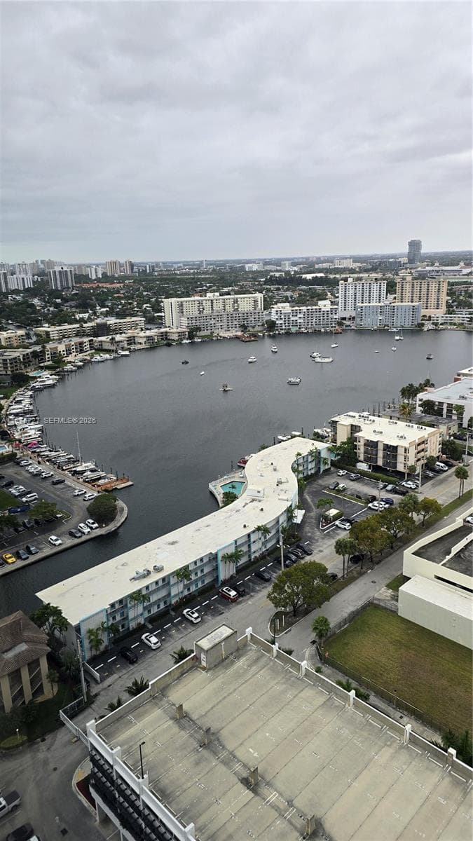 2602 E Hallandale Beach Blvd R2810 photo 20