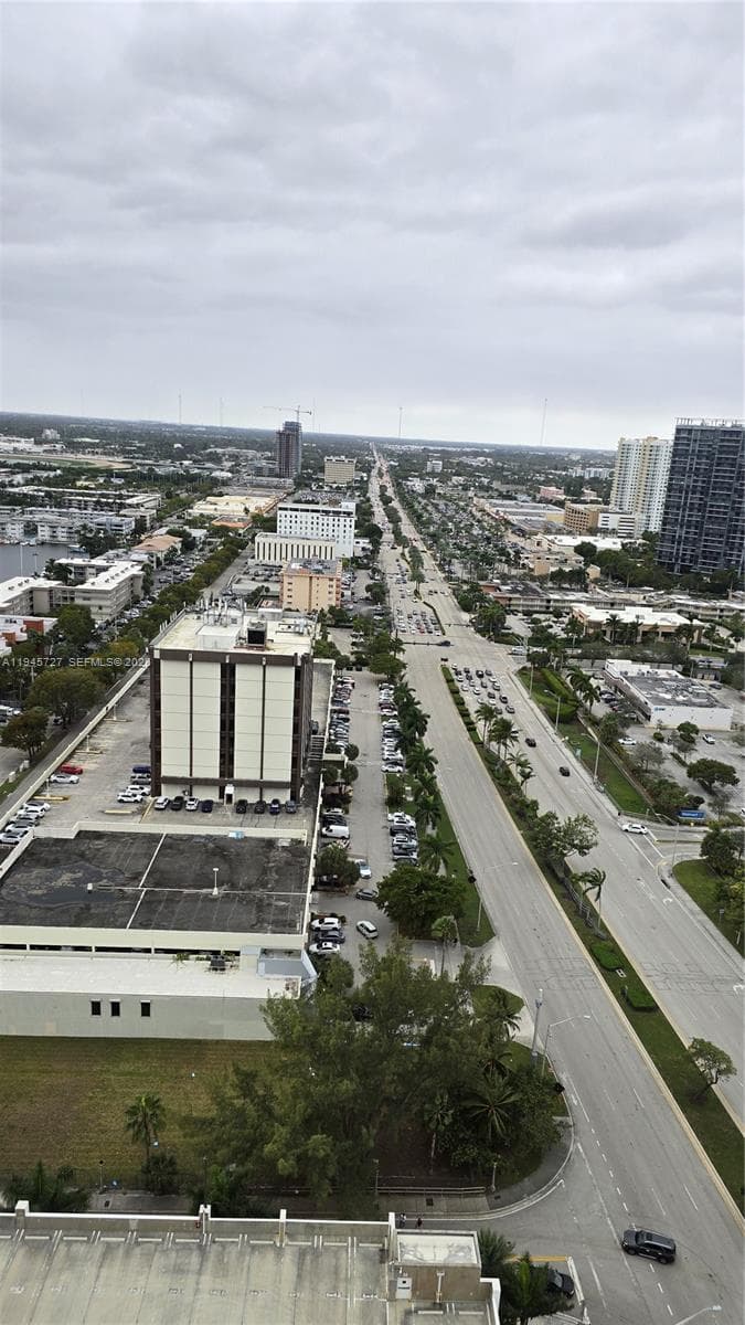 2602 E Hallandale Beach Blvd R2810 photo 19